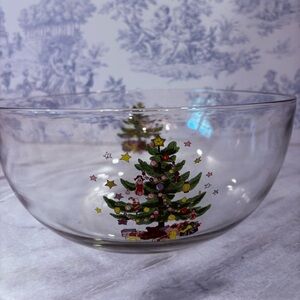 Vintage nikko Christmas glass bowl